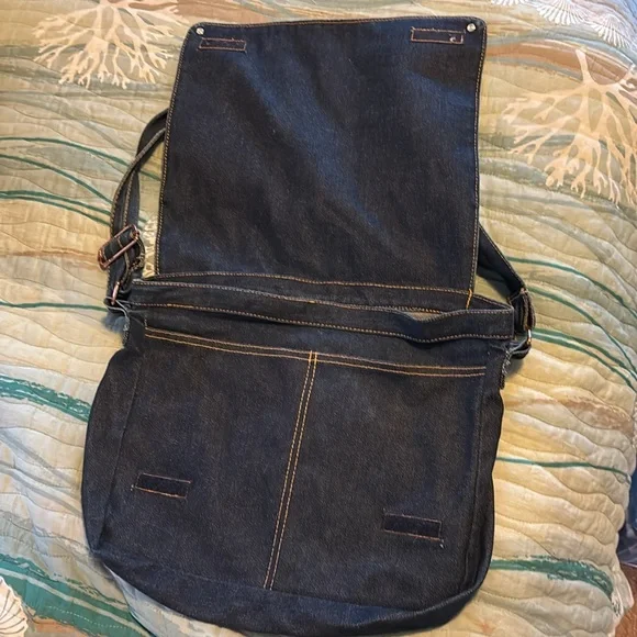 Vintage QuikSilver Roxy Denim Flap Bag - Picture 3 of 7